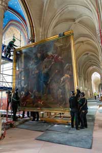 Réinstallation des tableaux de la cathédrale