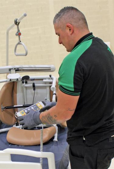 Hospital logistics services for the equipment of new furniture for Marseille hospitals