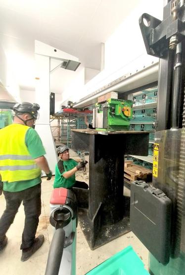 Transfer of a 7-Ton Industrial Machine Prototype