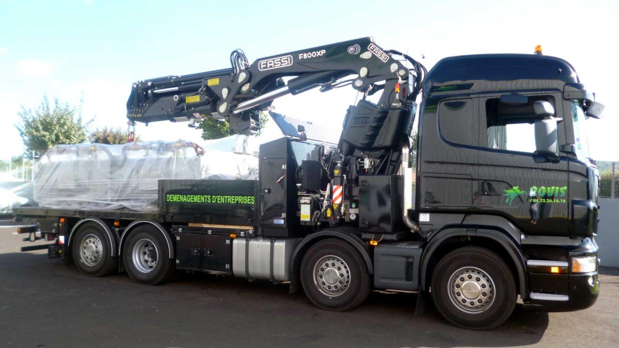 Manutention et levage d’un TGBT à Clermont-Ferrand (63)
