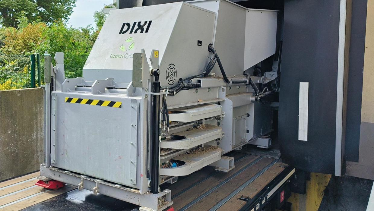 Industrial Relocation in Toulouse: Bovis Midi Pyrénées Successfully Moves a Baler Press