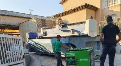 Manutention et transport exceptionnel d'une machine de découpe de marbre à Nice