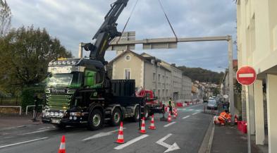 Manutention lourde d'enseignes dans le Périgord 